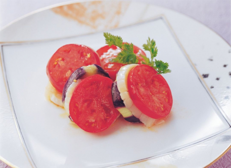 Eggplant, Marinated Scallops, and Tomato Sandwiches⁠
